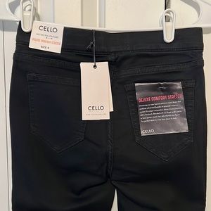 CELLO Mid Rise Pull On Flare. Deluxe Comfort Stretch. Size S, Color Black
